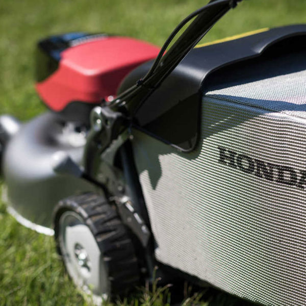 Honda-garden-machinery-grass-sales-da-forgie-northern-ireland-lawn-mower-lawnmower-izy-on-hrg-range-1