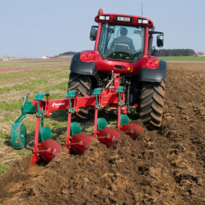 Kverneland-farm-sale-da-forgie-northern-ireland-soil-mounted-conventional-plough-ab-ad-2