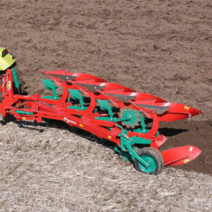 Kverneland-farm-sale-da-forgie-northern-ireland-soil-mounted-reversible-plough-150-b-variomat-3