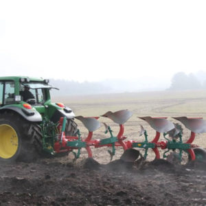 Kverneland-farm-sale-da-forgie-northern-ireland-soil-mounted-reversible-plough-150-s-variomat-3
