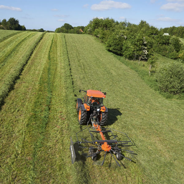 kubota-da-forgie-agriculture-implements-new-northern-ireland-forage-ra-series-3