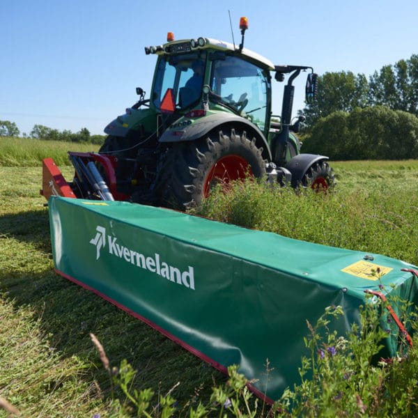 Kverneland-farm-sales-forage-northern-ireland-da-forgie-new-agriculture-mower-conditioner-disc-mower-2624M-2628M-2632M-4
