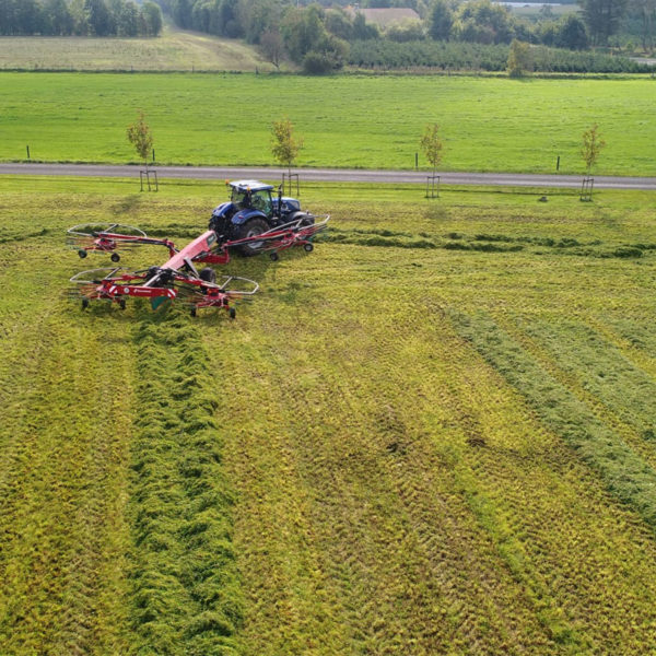 Kverneland-farm-sale-da-forgie-northern-ireland-forage- multi-rotor-rakes-95130c-2