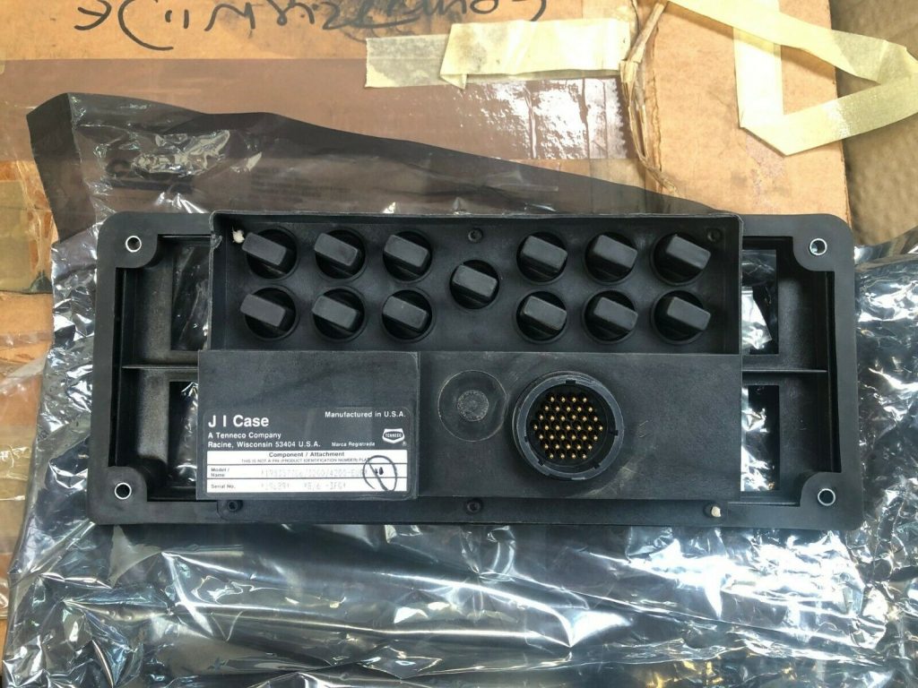 CNH 87306715 PANEL ASSY DASHBOARD Fit For Holland TN SERIES