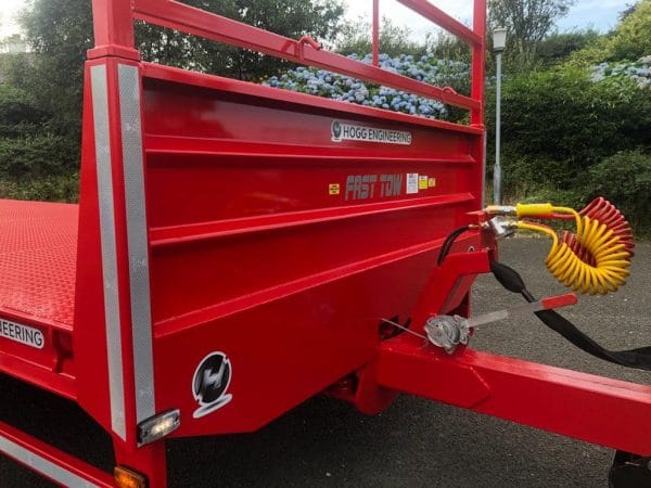 hogg-26ft-tri-axle-bale-trailer-limavady-engineering-da-forgie-machinery-dealer-northern-ireland-agricultural-sales (1)