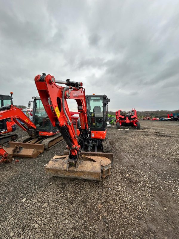 2023 Kubota KX037-4 - Image 12