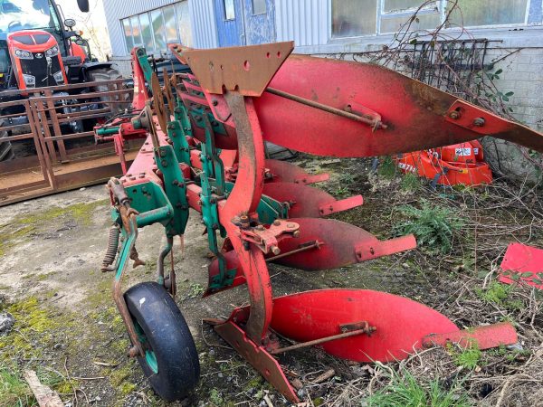 Kverneland 4 furrow plough - Image 4