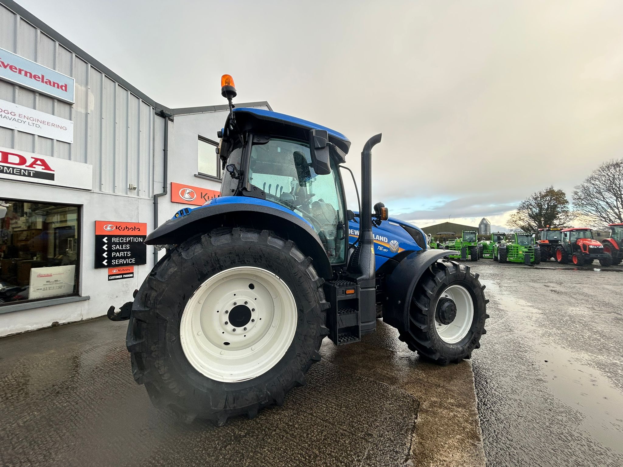 2023 New Holland T6.180 DCT - Image 11
