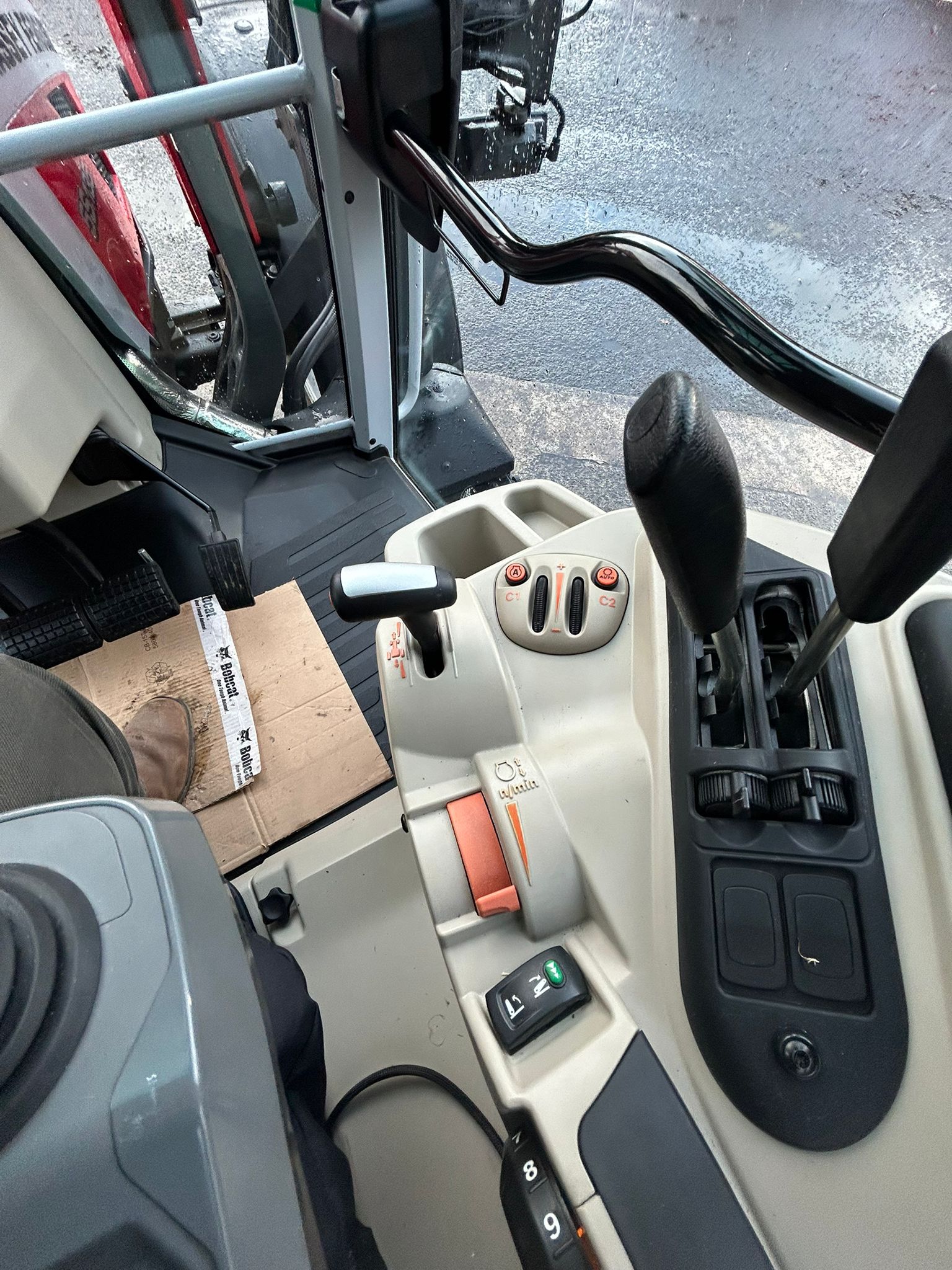 2023 Massey Ferguson 5S135 - Image 12