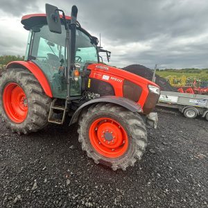 2021 Kubota M5111 tractor